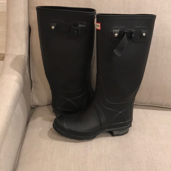 Black Hunter Rain Boots - Picture 2 of 6